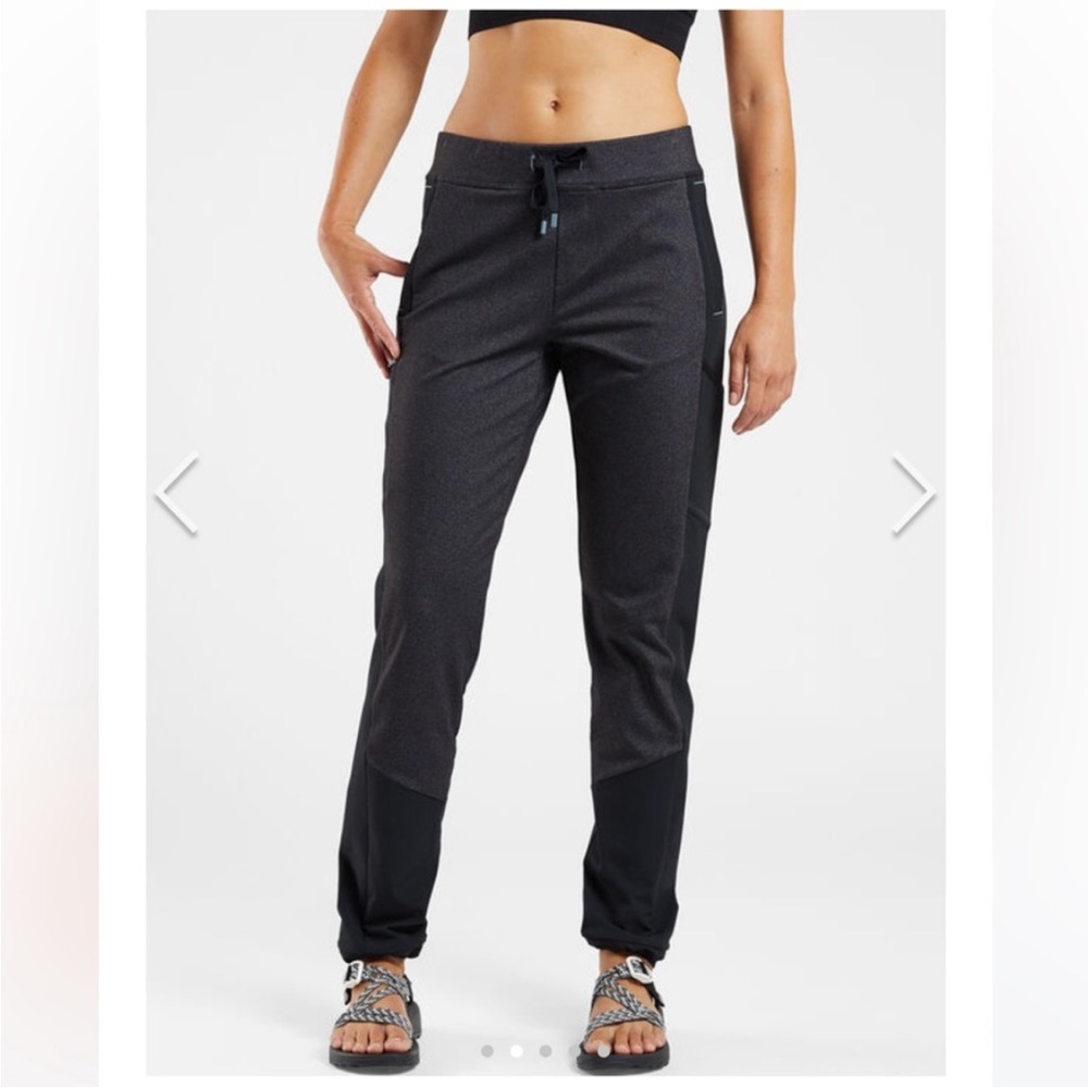 Title Nine Ascent 2.0 Hiking Pants Gray and
Black